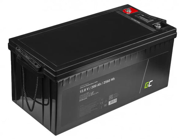 Batteria Litio DATOUBOSS 12V 200Ah LiFePO4 - Per Camper, Barca, Pannelli Solari, 15000 Cicli, Garanzia 10 Anni
